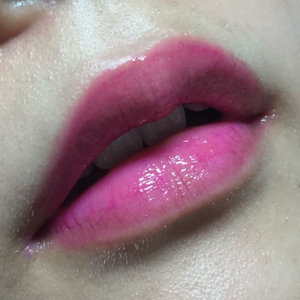 ラズベリーピンクで色っぽい唇に♡